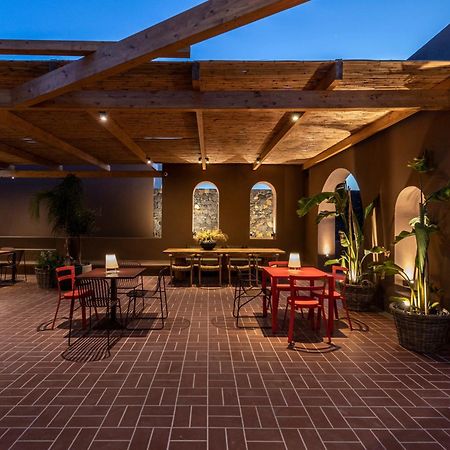 Serra Exclusive Suites Akrotiri  Exterior photo