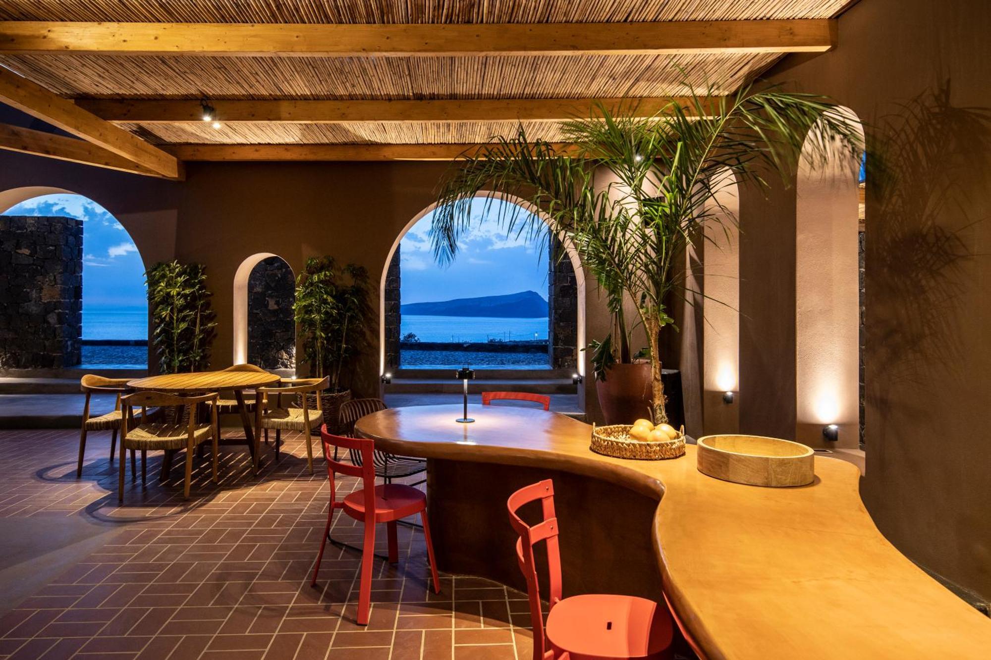 Serra Exclusive Suites Akrotiri  Exterior photo